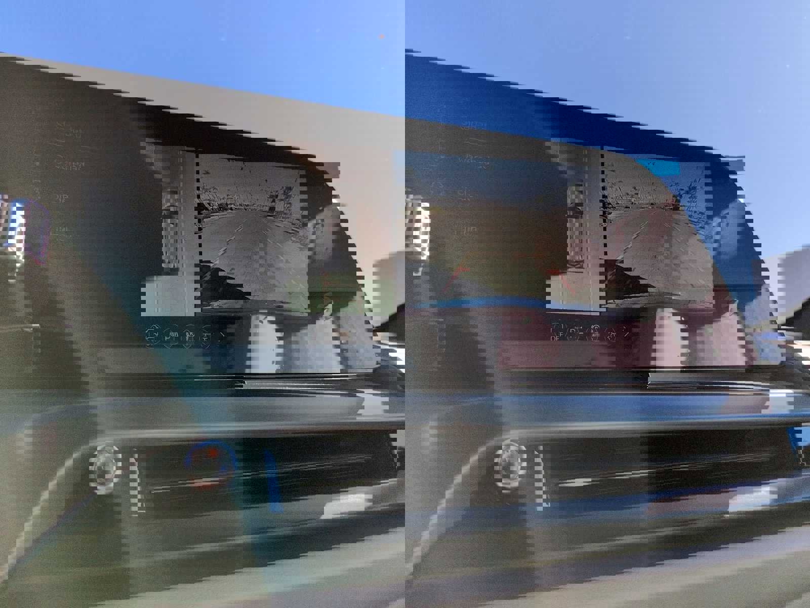 New 2026 Cadillac Vistiq Sport image 20