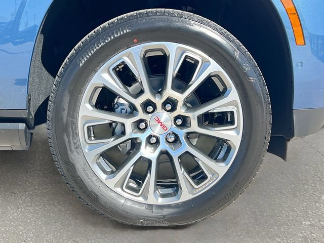 New 2026 GMC Yukon XL Denali w/ Sun & Power Step Package AWD/4WD image 19