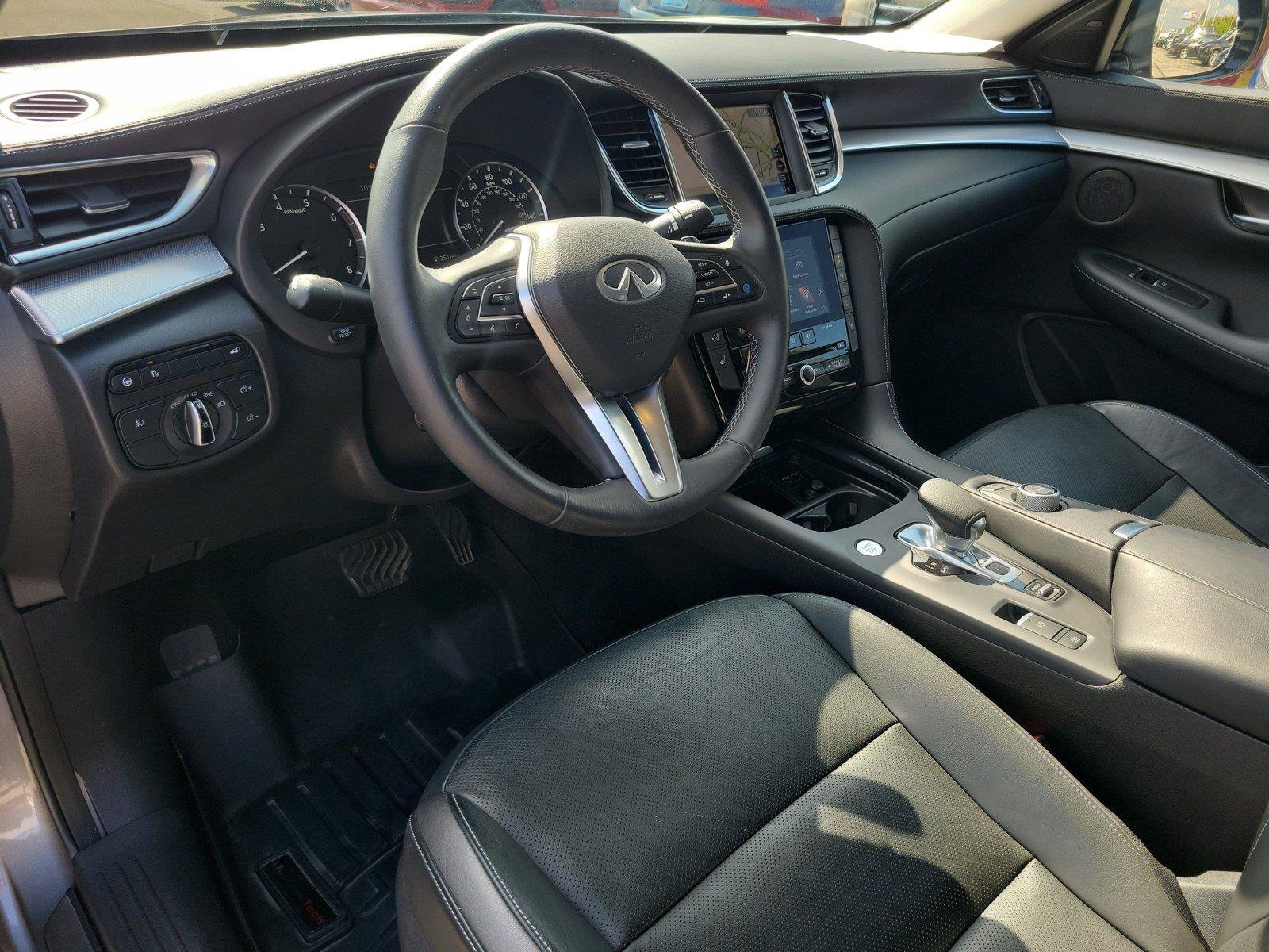 Used 2021 INFINITI QX50 Essential w/ Convenience Package FWD image 21