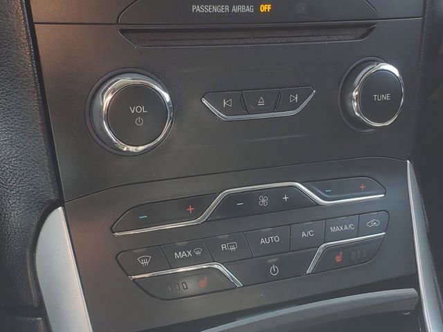 Used 2016 Ford Edge SEL w/ Equipment Group 201A AWD/4WD image 27