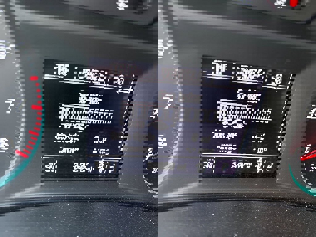 Certified 2025 Chevrolet Malibu LT image 8