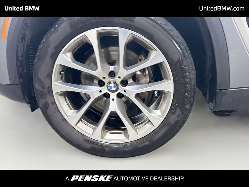Certified 2024 BMW X5 sDrive40i w/ Premium Package RWD image 9