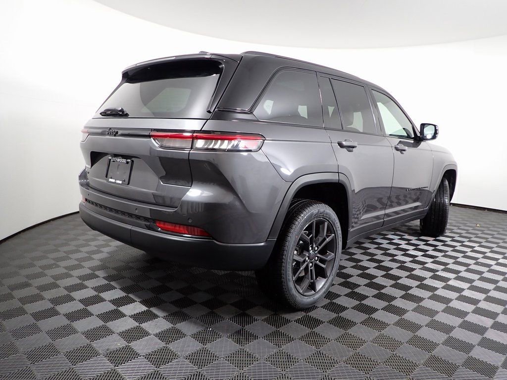 New 2025 Jeep Grand Cherokee Limited image 19