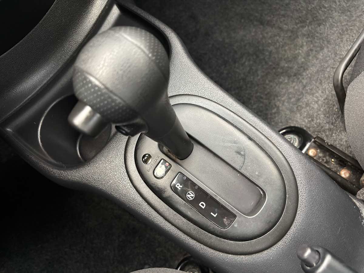 Used 2016 Nissan Versa S Plus image 17