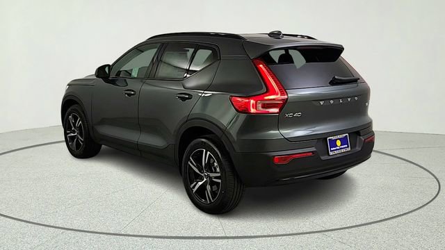 New 2026 Volvo XC40 B5 Core AWD/4WD image 5