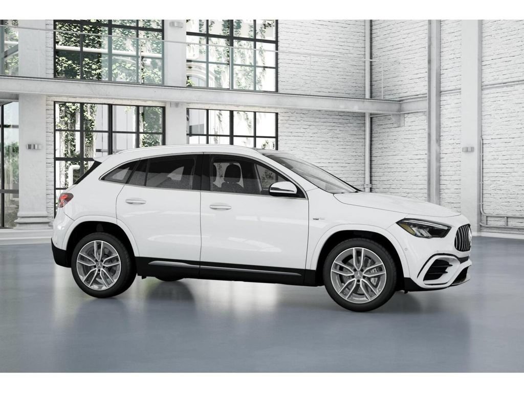 New 2026 Mercedes-Benz GLA 35 AMG 4MATIC image 14
