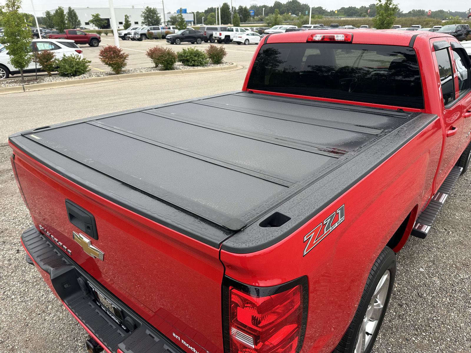 Used 2017 Chevrolet Silverado 1500 LT AWD/4WD image 42
