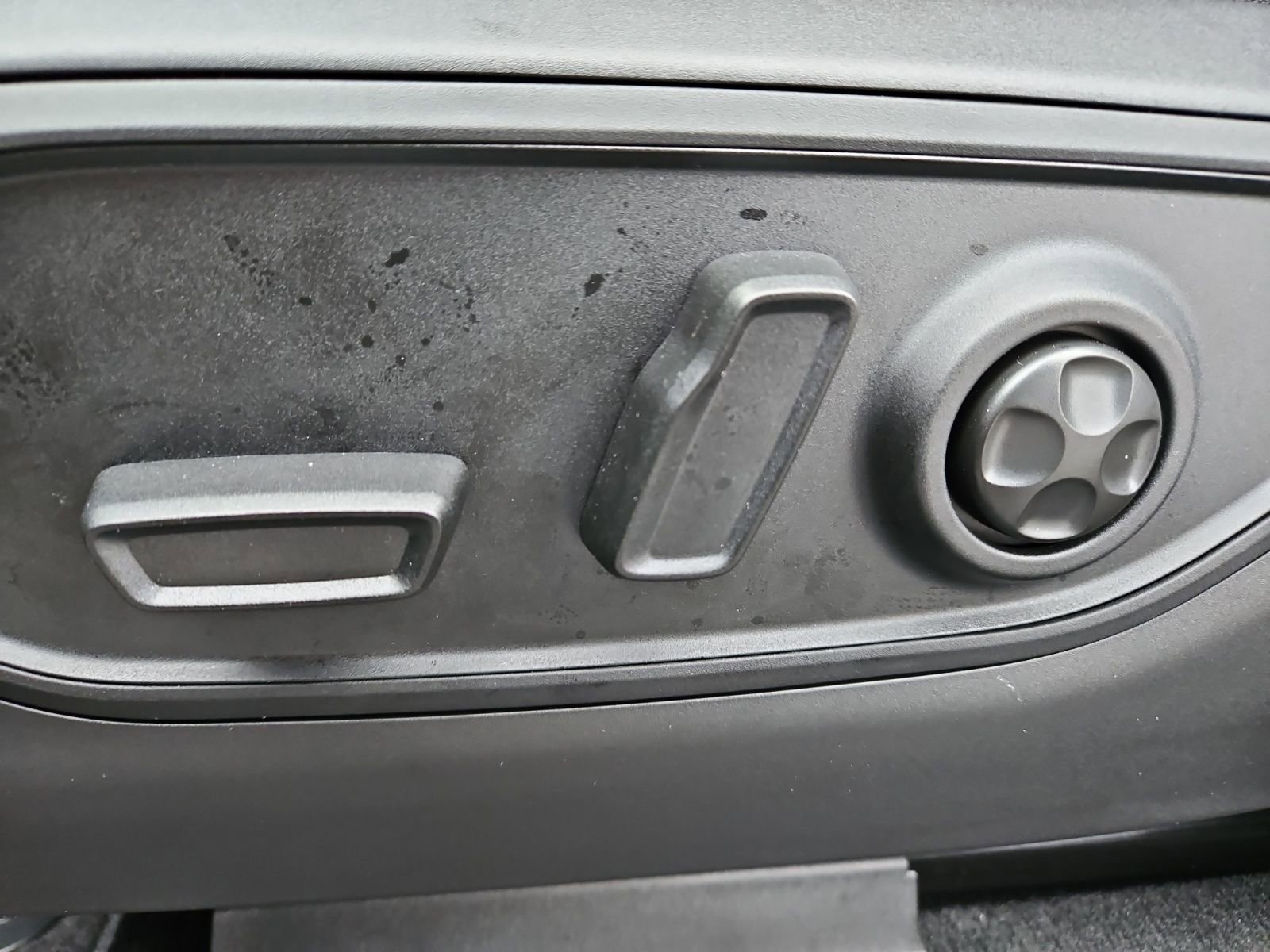 New 2026 Jeep Grand Cherokee L Limited image 21