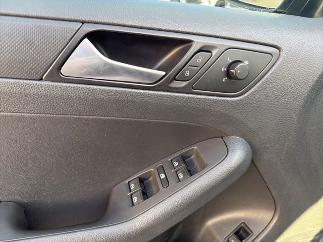 Used 2014 Volkswagen Jetta S image 22