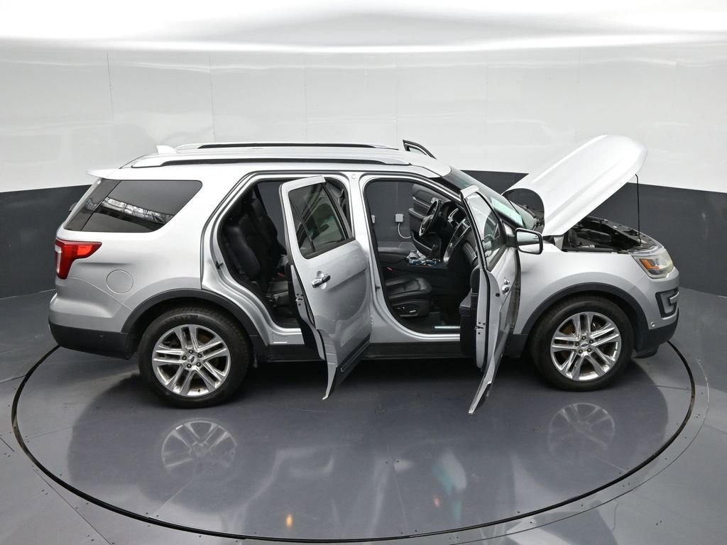 Used 2016 Ford Explorer Limited w/ Equipment Group 301A image 43