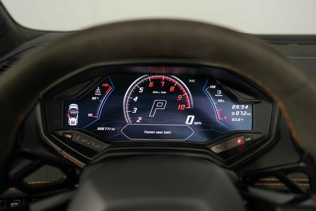 Used 2024 Lamborghini Huracan EVO image 19