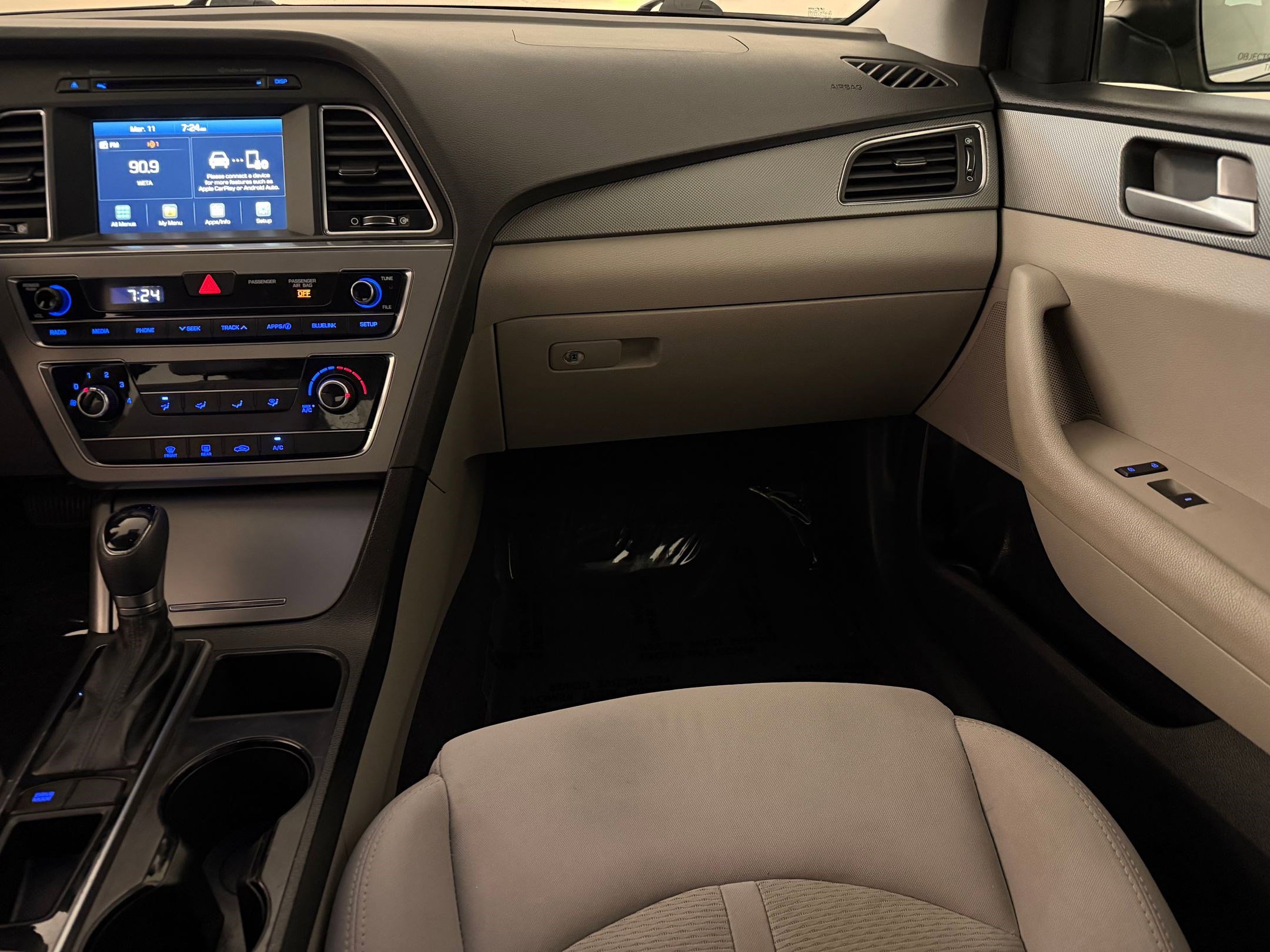 Used 2016 Hyundai Sonata SE FWD image 25