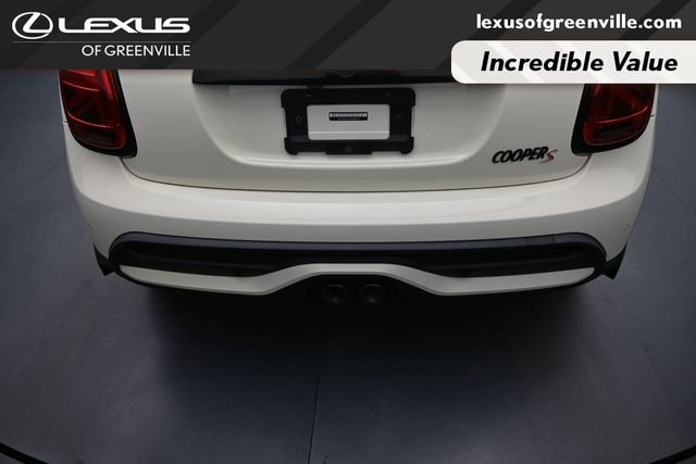 Used 2022 MINI Cooper S w/ Premium Package FWD image 11