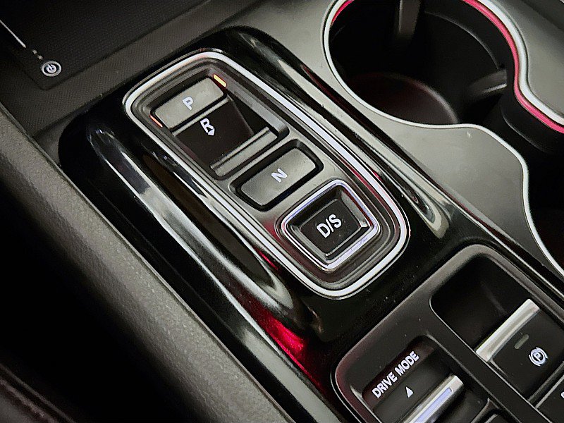 Used 2025 Honda Pilot Black Edition image 19