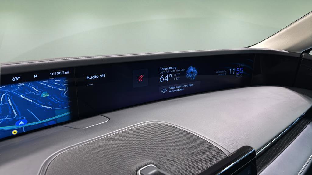 Used 2024 Lincoln Nautilus Reserve image 23