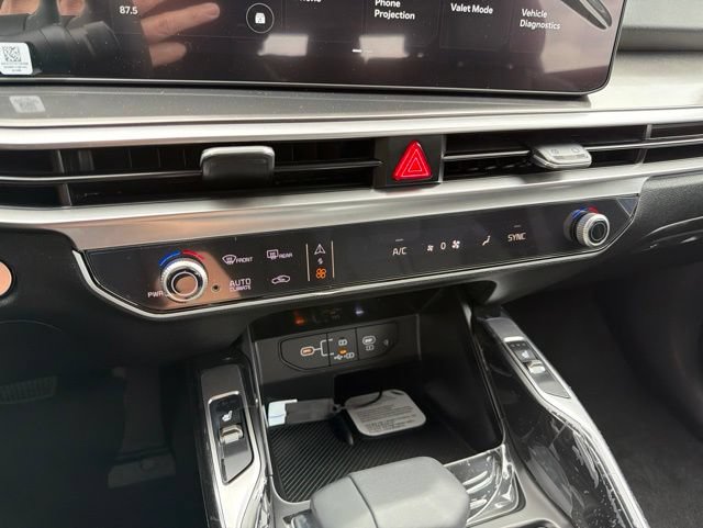 New 2026 Kia Sorento S AWD/4WD image 18