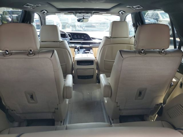 Used 2021 Cadillac Escalade Premium Luxury AWD/4WD image 31