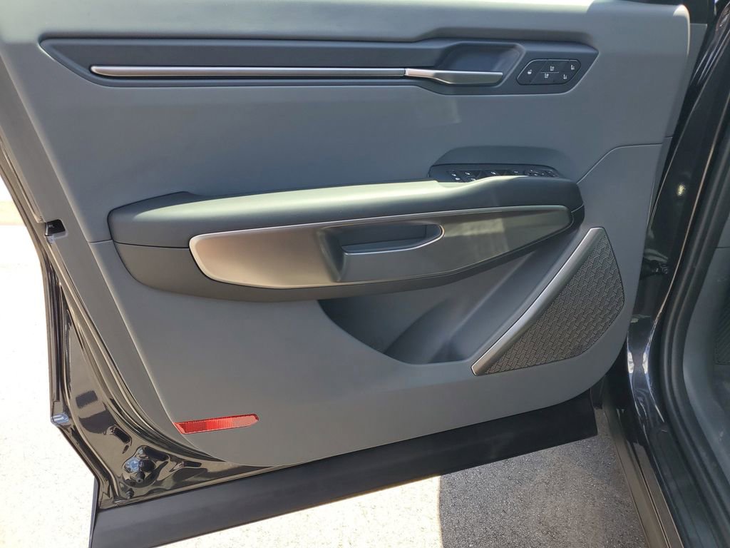 New 2026 Kia EV9 Wind AWD/4WD image 8