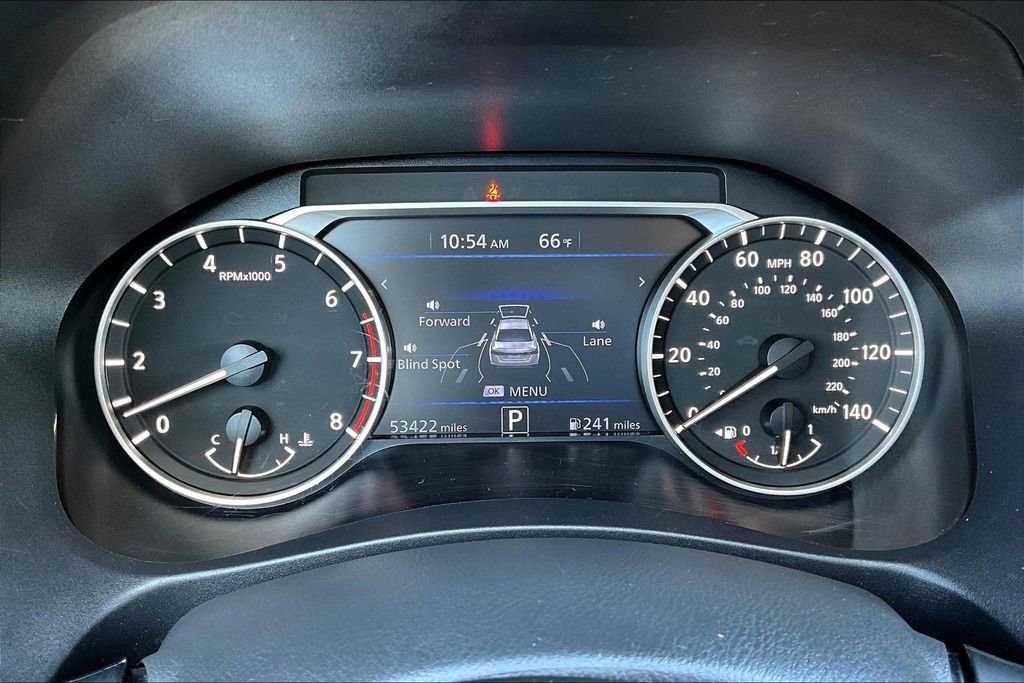 Used 2024 Nissan Altima 2.5 SV FWD image 14