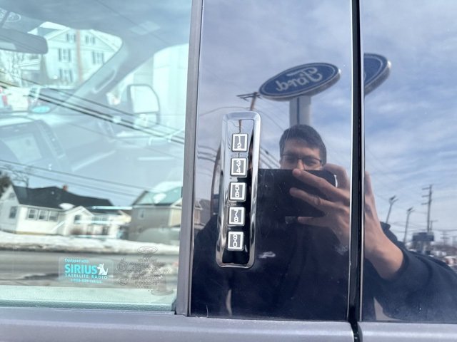 Used 2017 Ford F150 XLT w/ Equipment Group 302A Luxury image 15