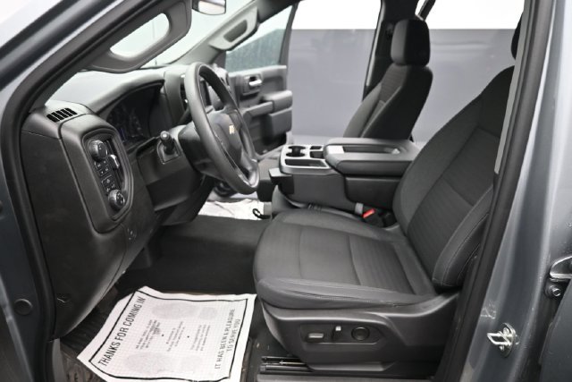 Used 2024 Chevrolet Silverado 1500 Custom w/ Turbomax Blackout Package AWD/4WD image 11