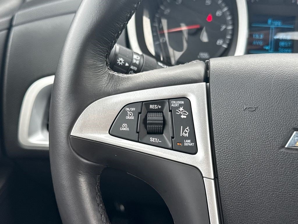 Used 2016 Chevrolet Equinox LTZ w/ Enhanced Convenience Package AWD/4WD image 24