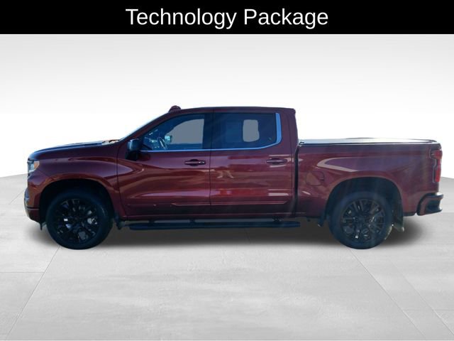Used 2022 Chevrolet Silverado 1500 High Country w/ Technology Package image 3