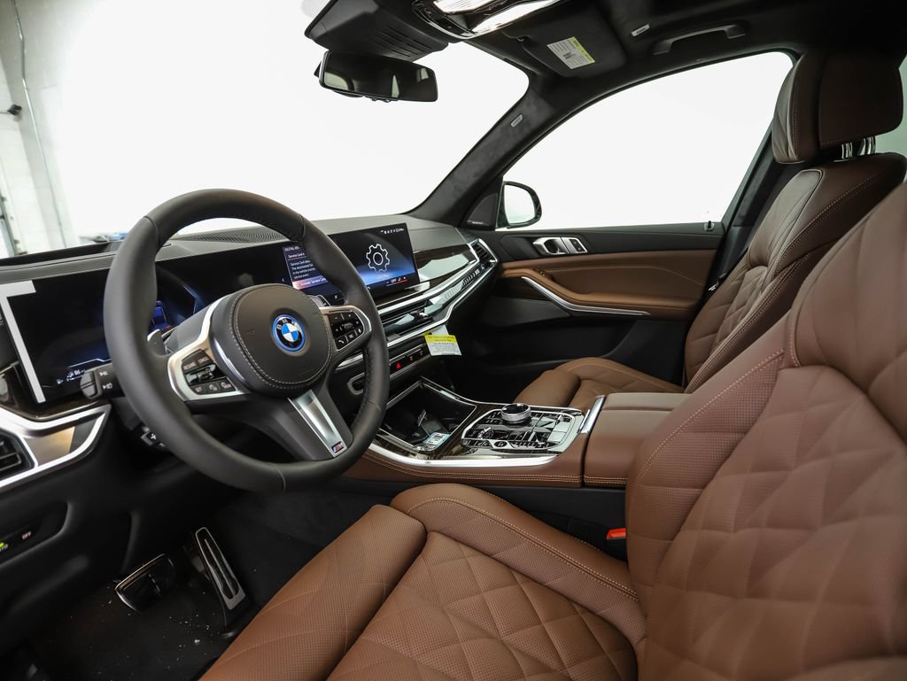 New 2026 BMW X5 xDrive50e w/ Executive Package AWD/4WD image 10