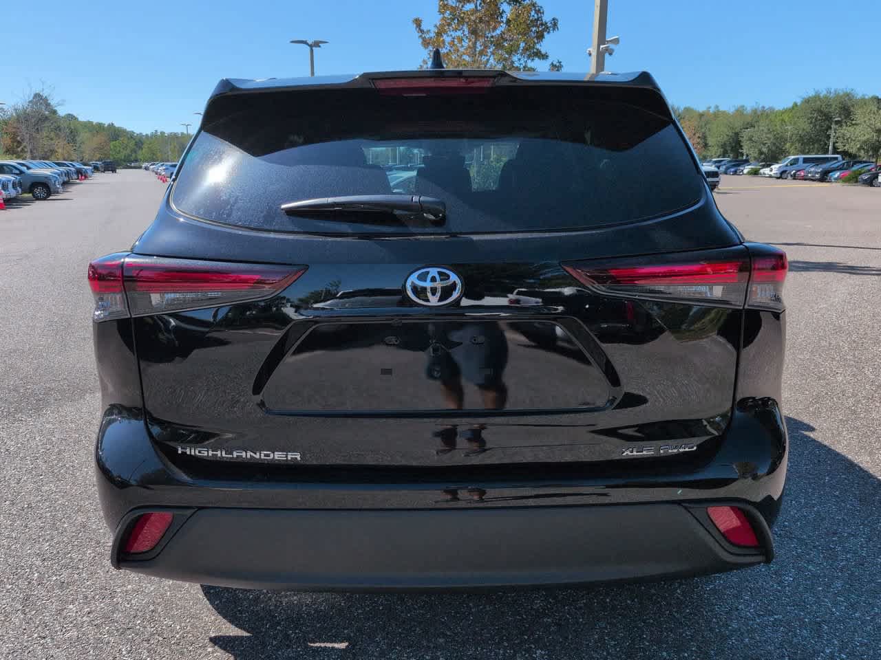 New 2026 Toyota Highlander XLE AWD/4WD image 5