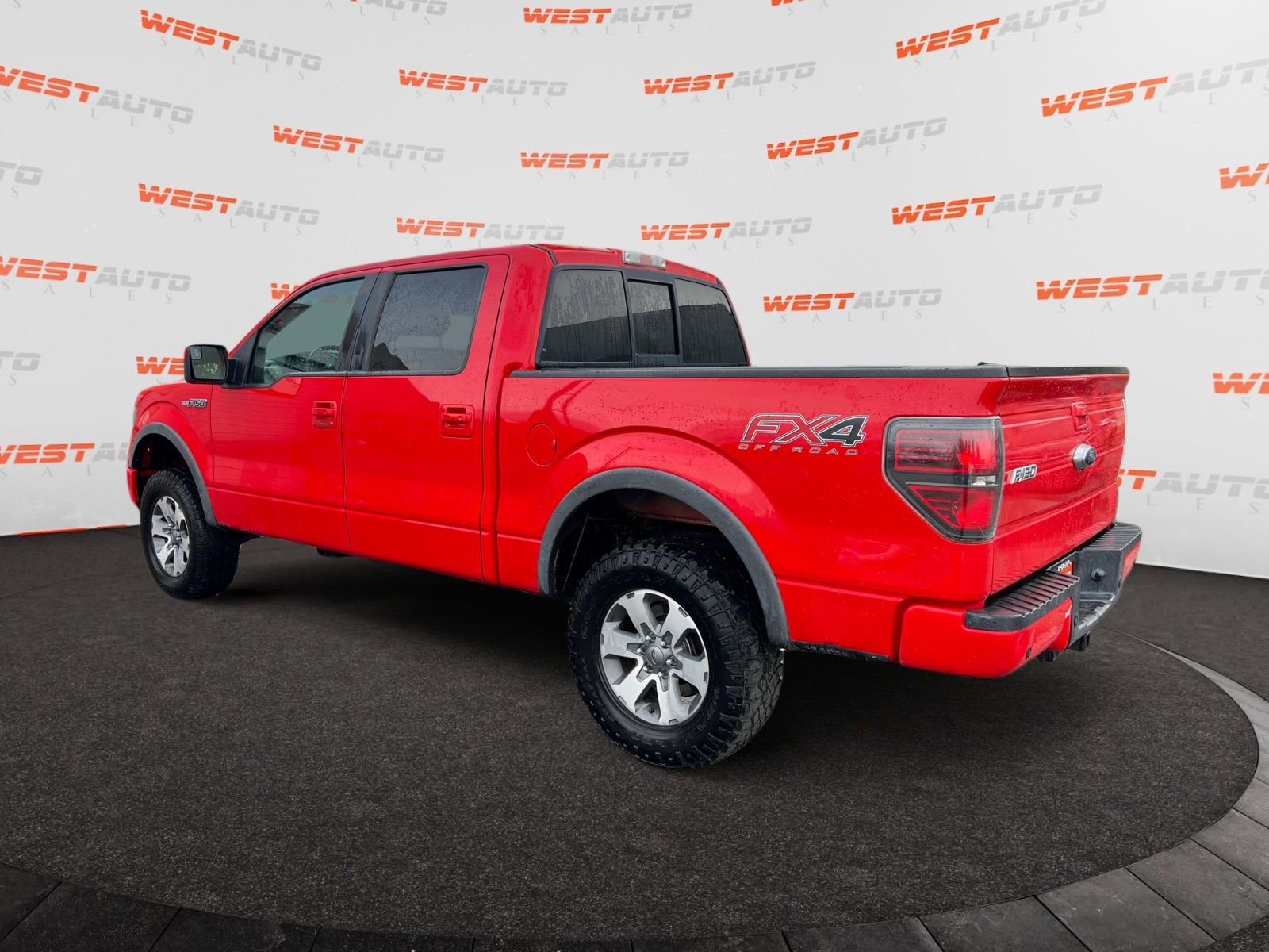 Used 2014 Ford F150 FX4 w/ Equipment Group 402A Luxury image 3