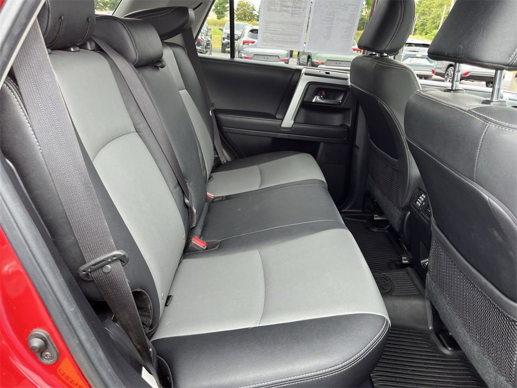 Used 2020 Toyota 4Runner SR5 Premium image 27