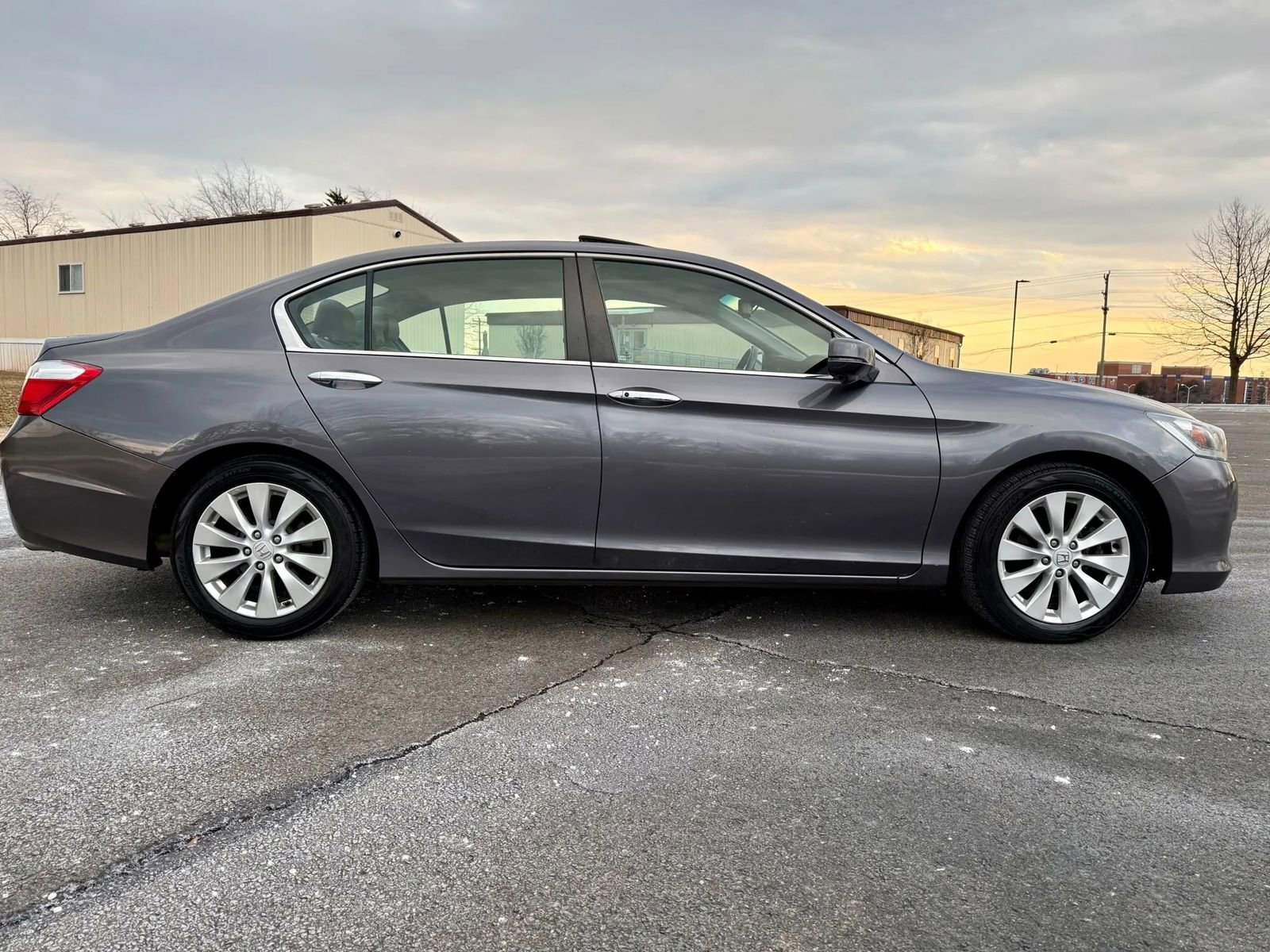 Used 2015 Honda Accord EX-L image 5