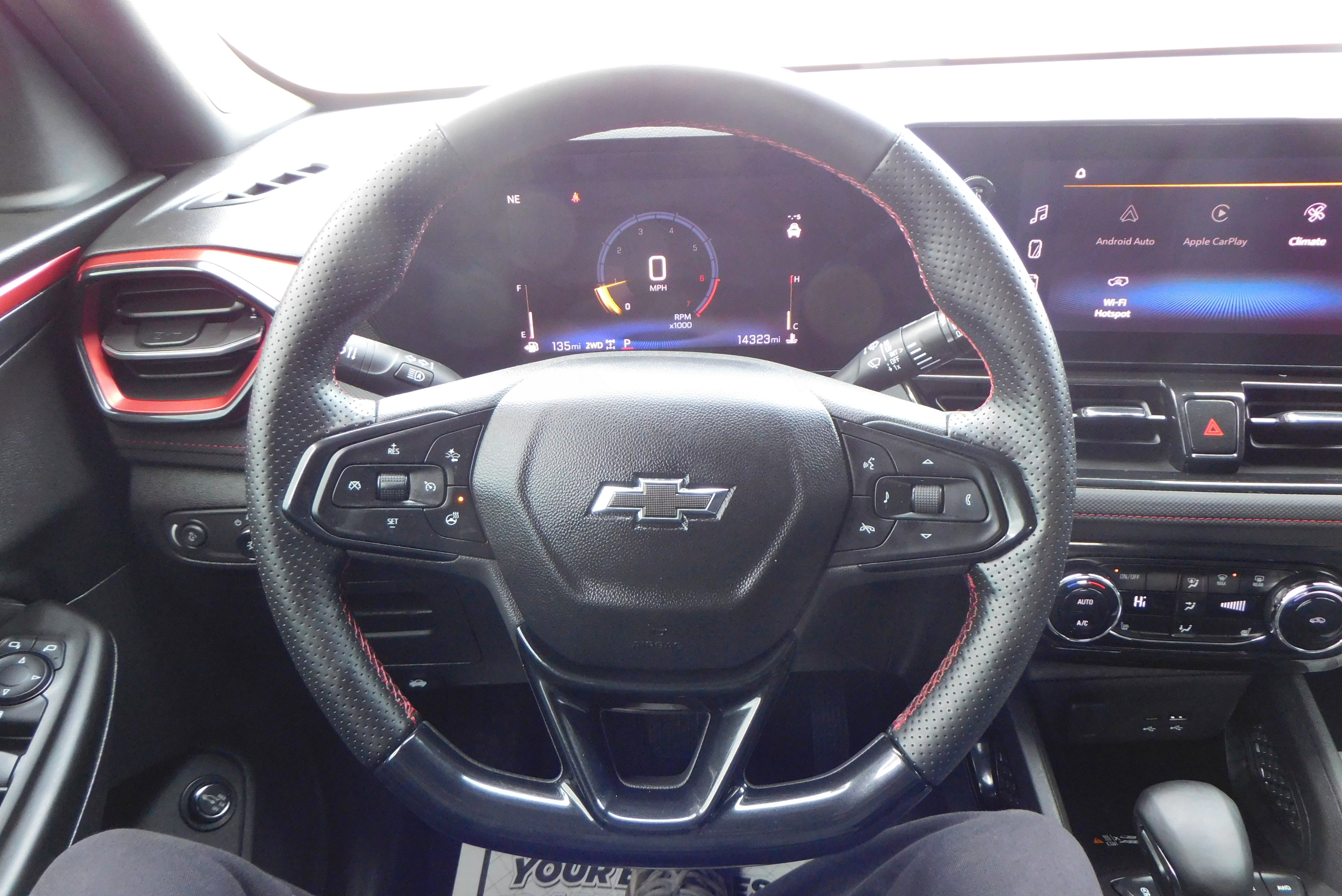 Used 2024 Chevrolet TrailBlazer RS w/ Convenience Package image 17