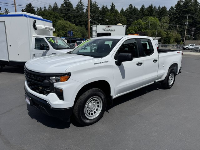 Used 2023 Chevrolet Silverado 1500 W/T AWD/4WD image 3