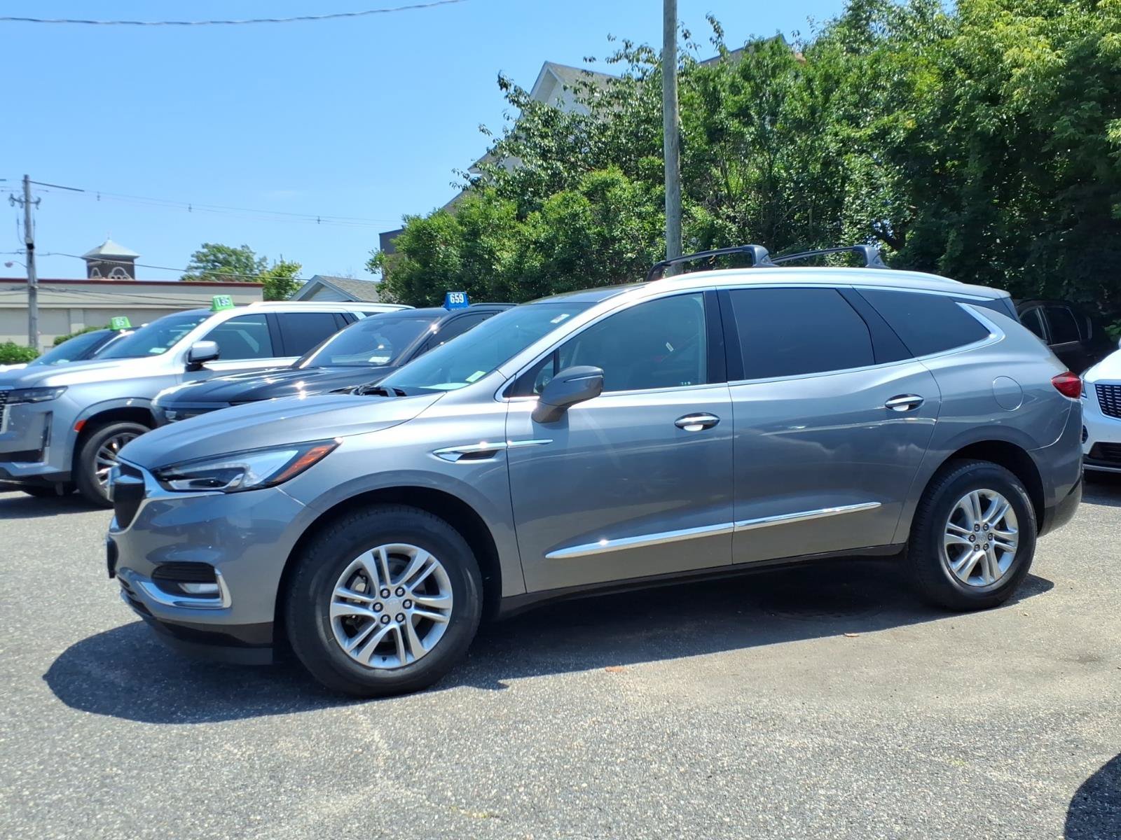 Used 2020 Buick Enclave Essence w/ Sound and Sites Package AWD/4WD image 8