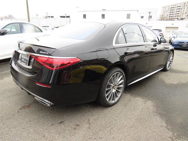 Used 2023 Mercedes-Benz S 500 4MATIC image 4