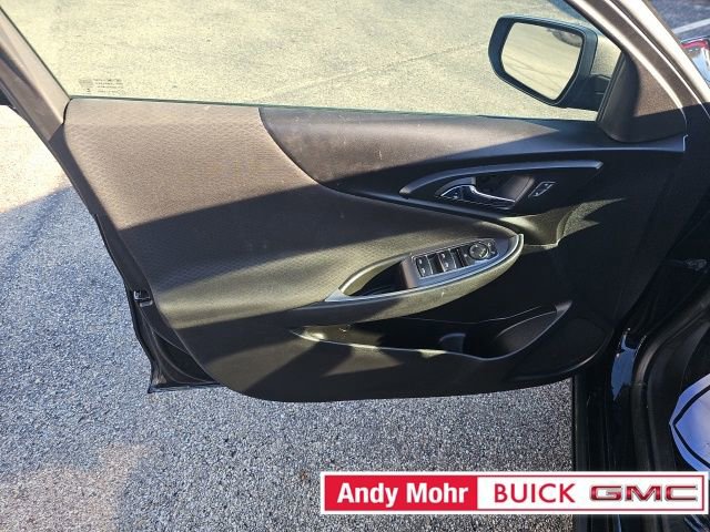 Used 2018 Chevrolet Malibu LS image 27