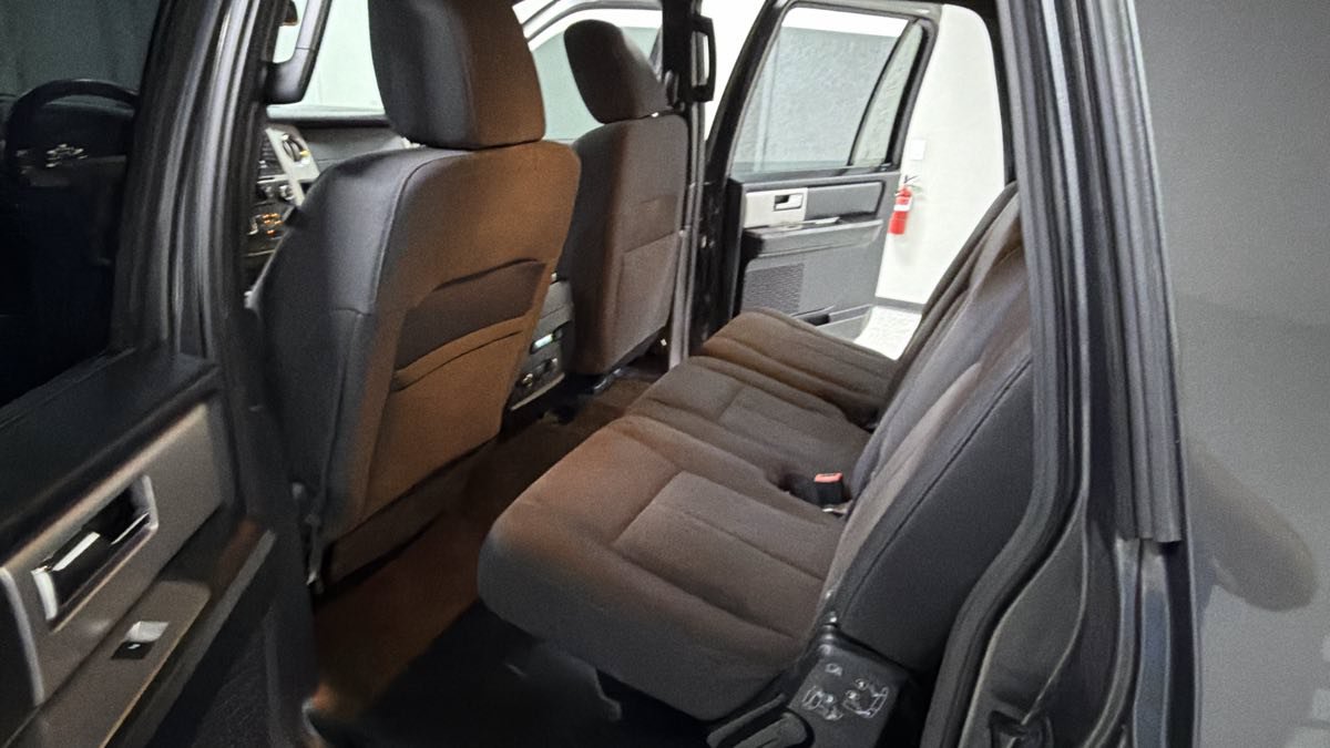 Used 2016 Ford Expedition EL XLT AWD/4WD image 21
