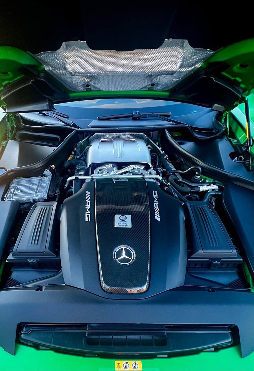 Used 2020 Mercedes-Benz AMG GT R image 21