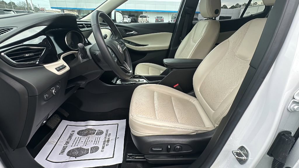 Used 2022 Buick Encore GX Essence w/ Advanced Technology Package image 10