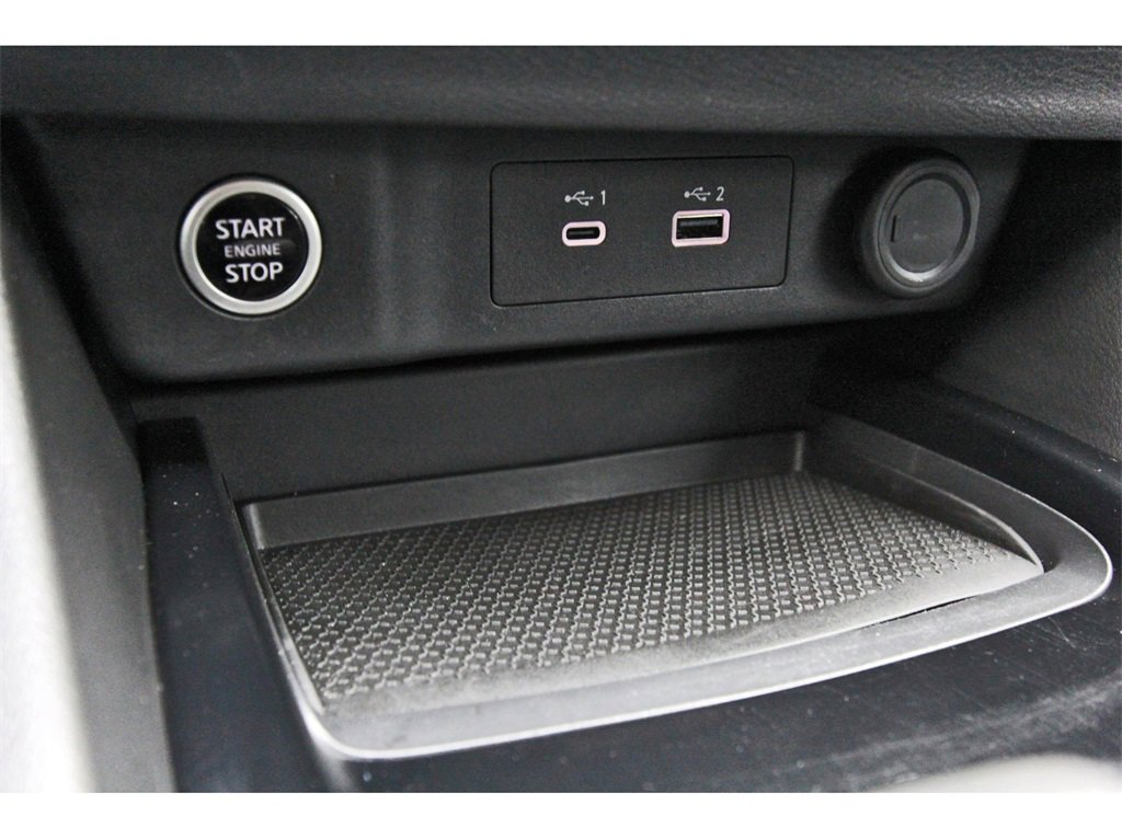 Used 2023 Nissan Rogue SV image 23