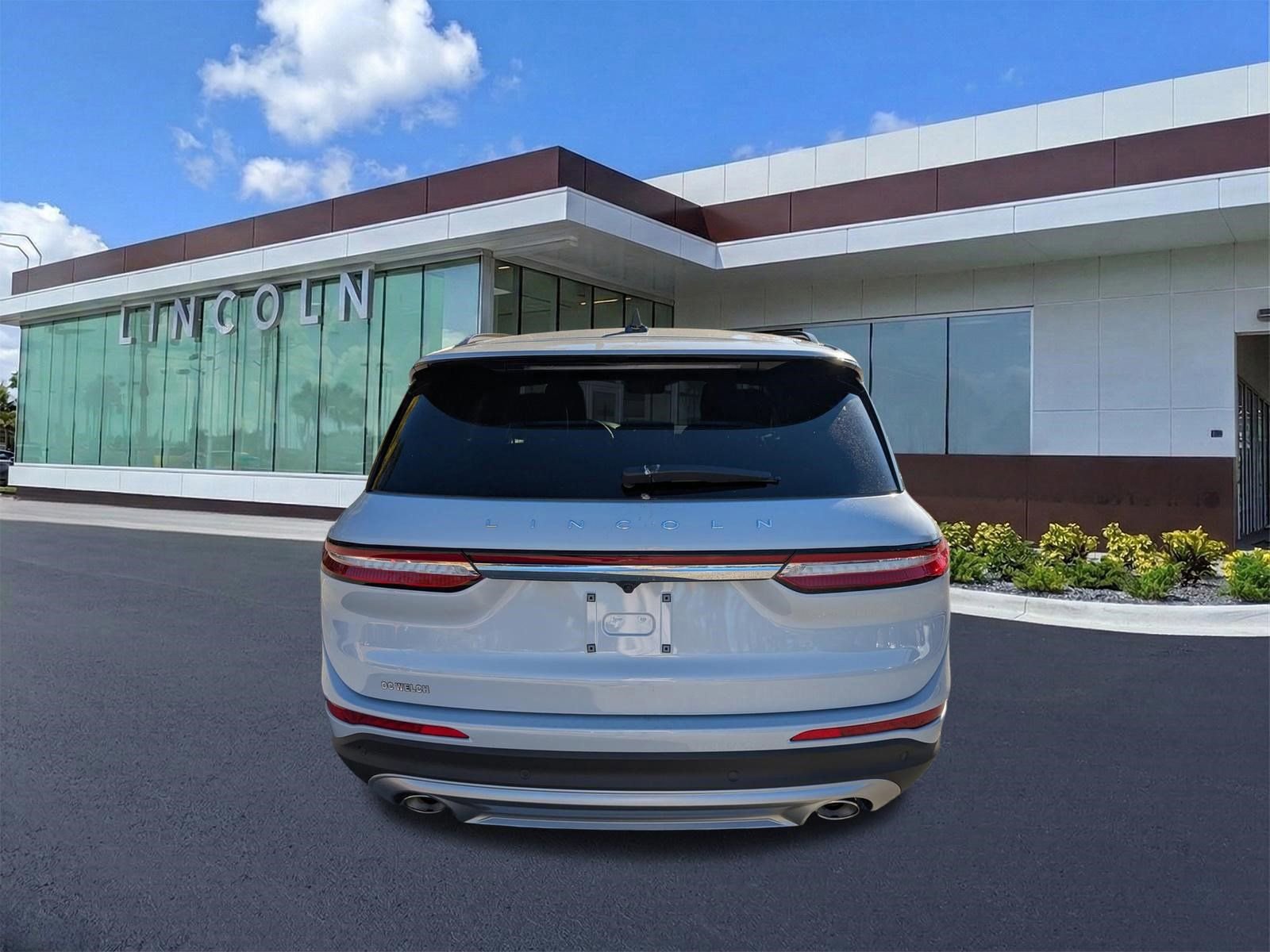 New 2026 Lincoln Corsair Premiere image 6