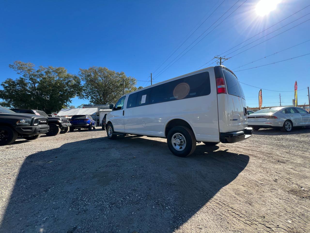 Used 2023 Chevrolet Express 3500 LS RWD image 42