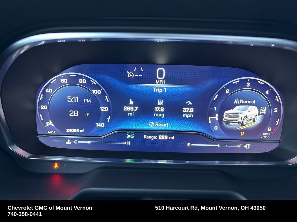 Used 2024 Chevrolet Tahoe Z71 w/ Luxury Package image 18