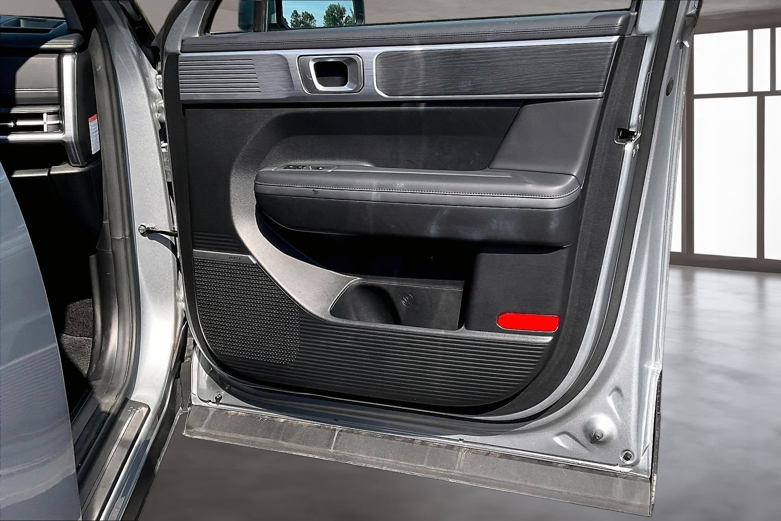 Certified 2024 Hyundai Santa Fe Limited FWD image 29