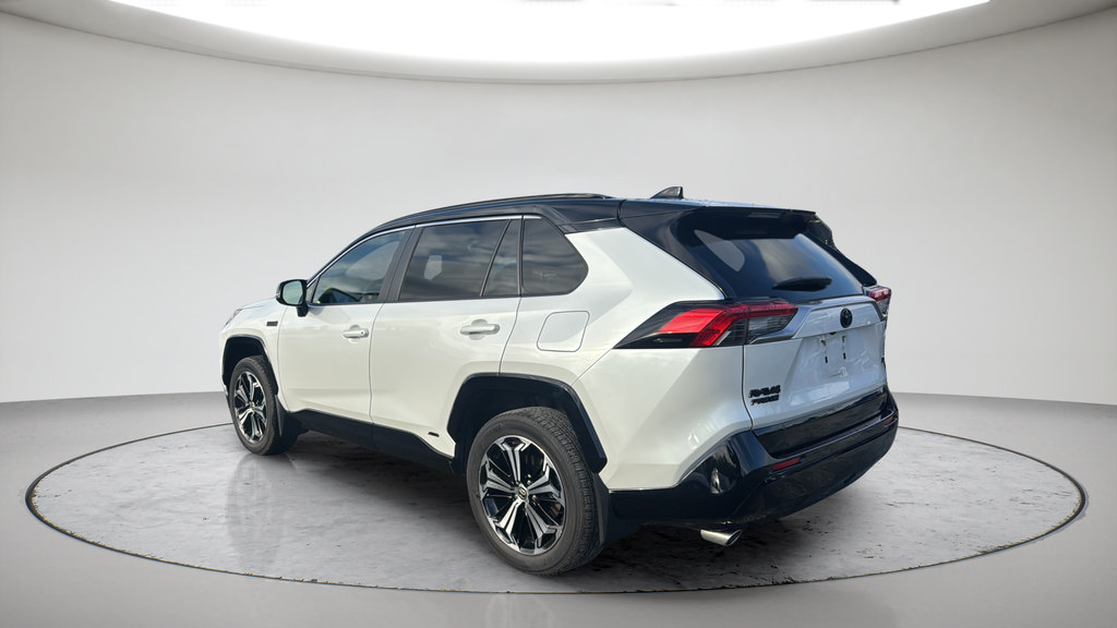 Used 2024 Toyota RAV4 XSE AWD/4WD image 9