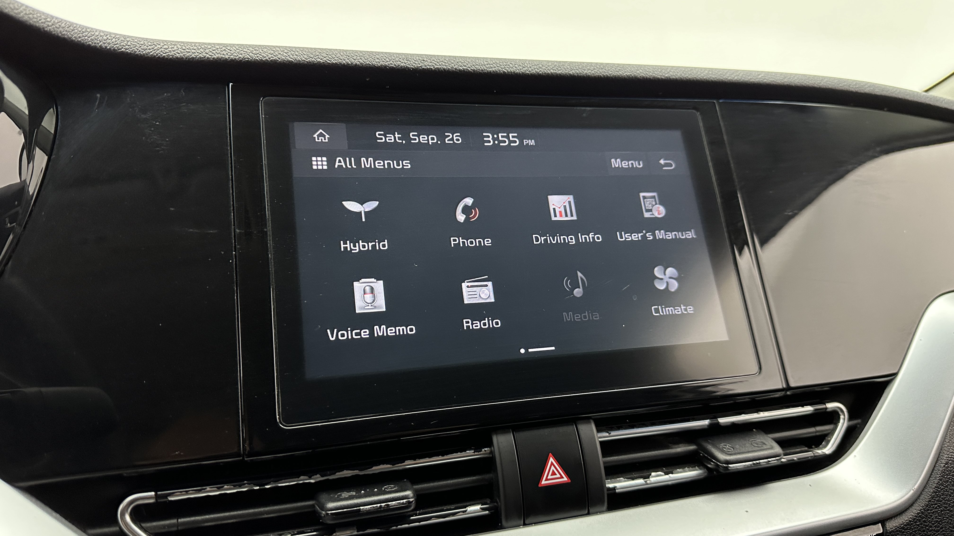 Used 2020 Kia Niro LX FWD image 17