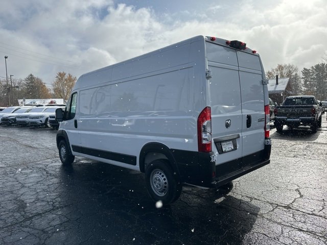 Used 2025 RAM ProMaster 2500 w/ Convenience Group image 5