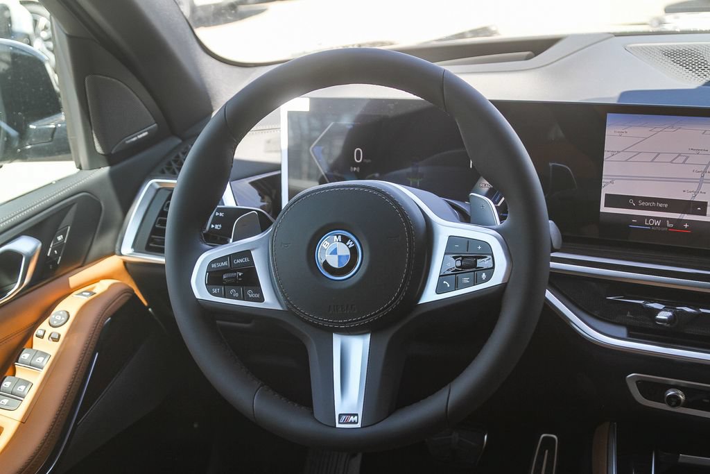 New 2026 BMW X5 xDrive50e w/ M Sport Package AWD/4WD image 11