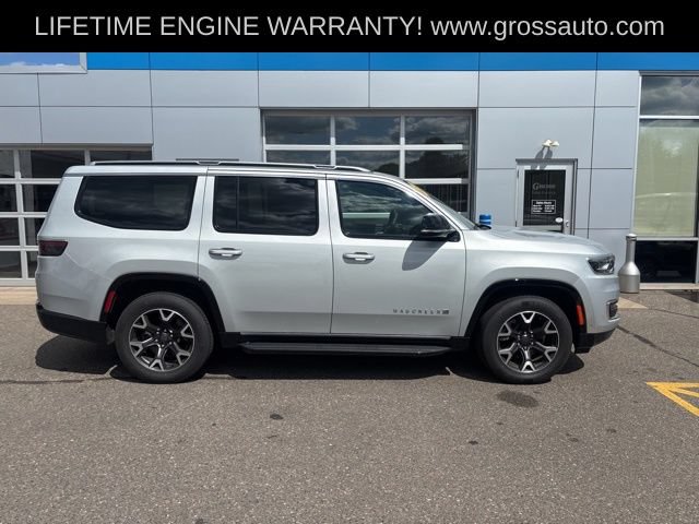 Used 2024 Jeep Wagoneer Series III AWD/4WD image 8